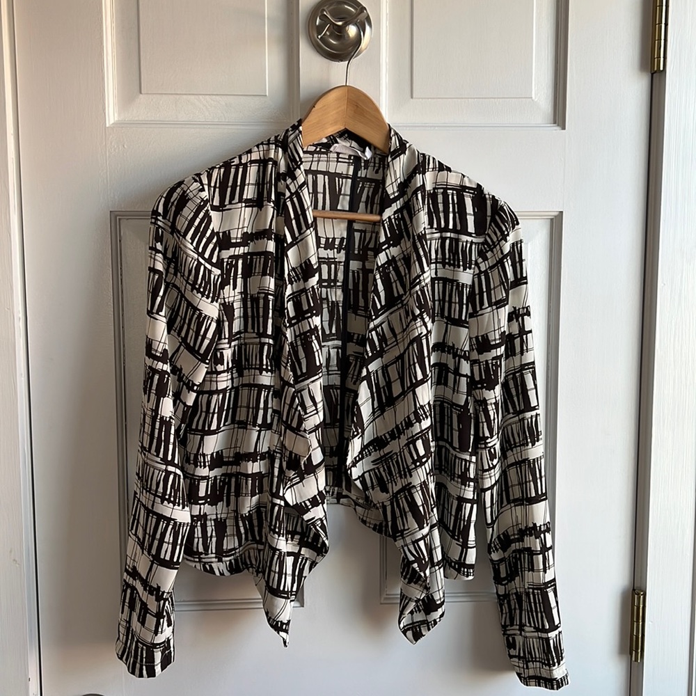 Lush lightweight top